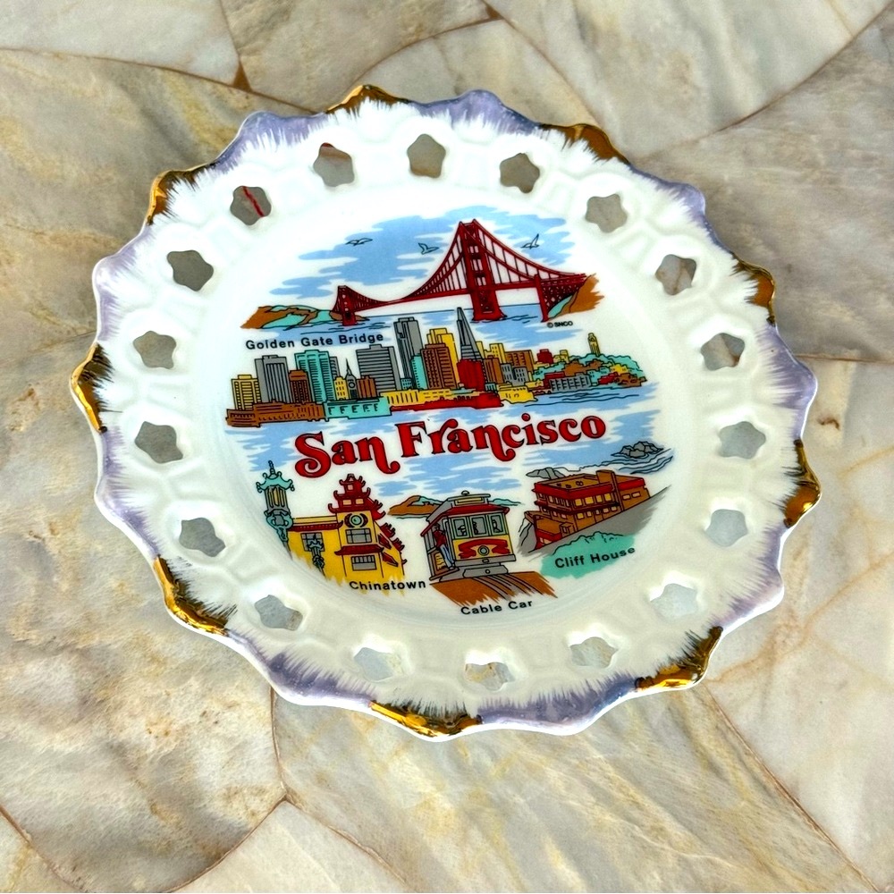 San Francisco Souvenir Plate with Gold Accents